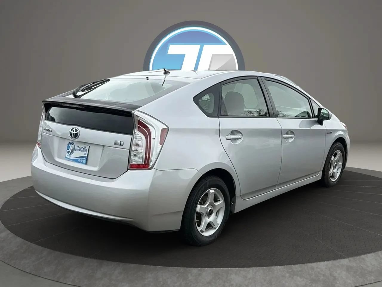 Used 2013 Toyota Prius Two FWD image 7