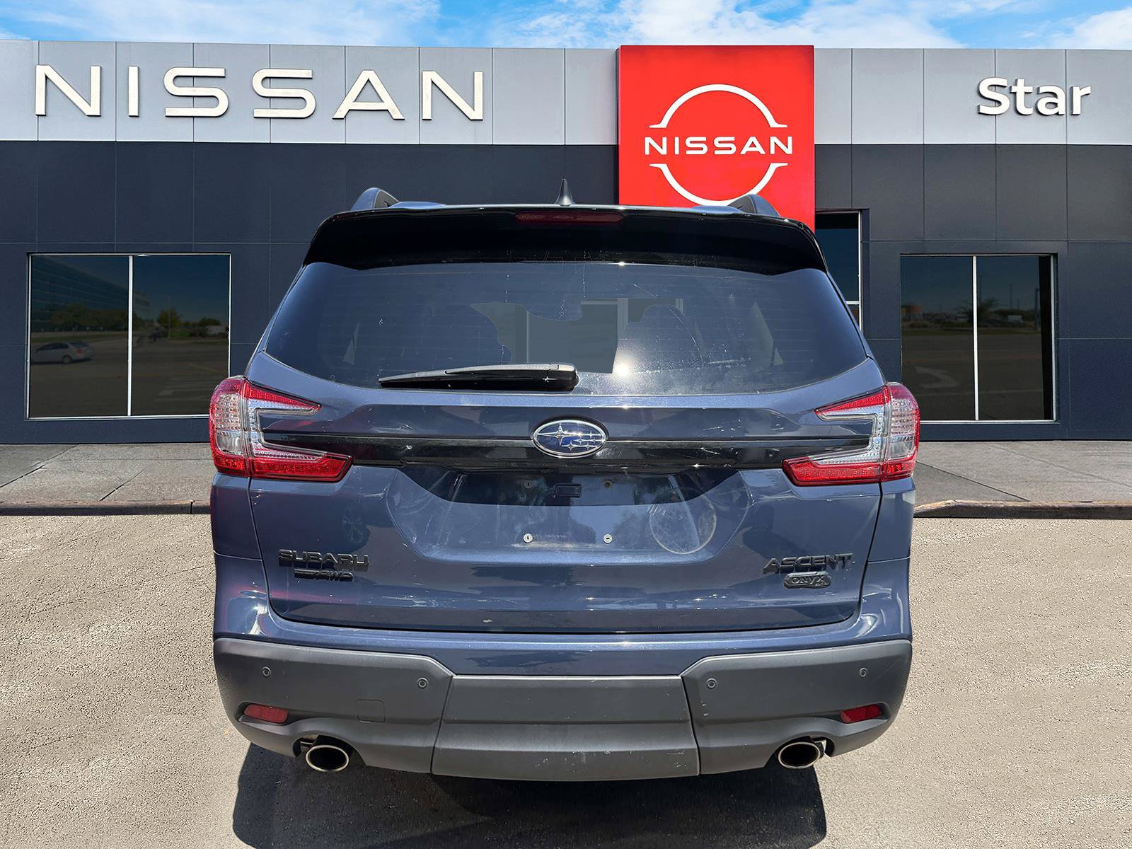 Used 2023 Subaru Ascent Onyx Edition AWD/4WD image 5