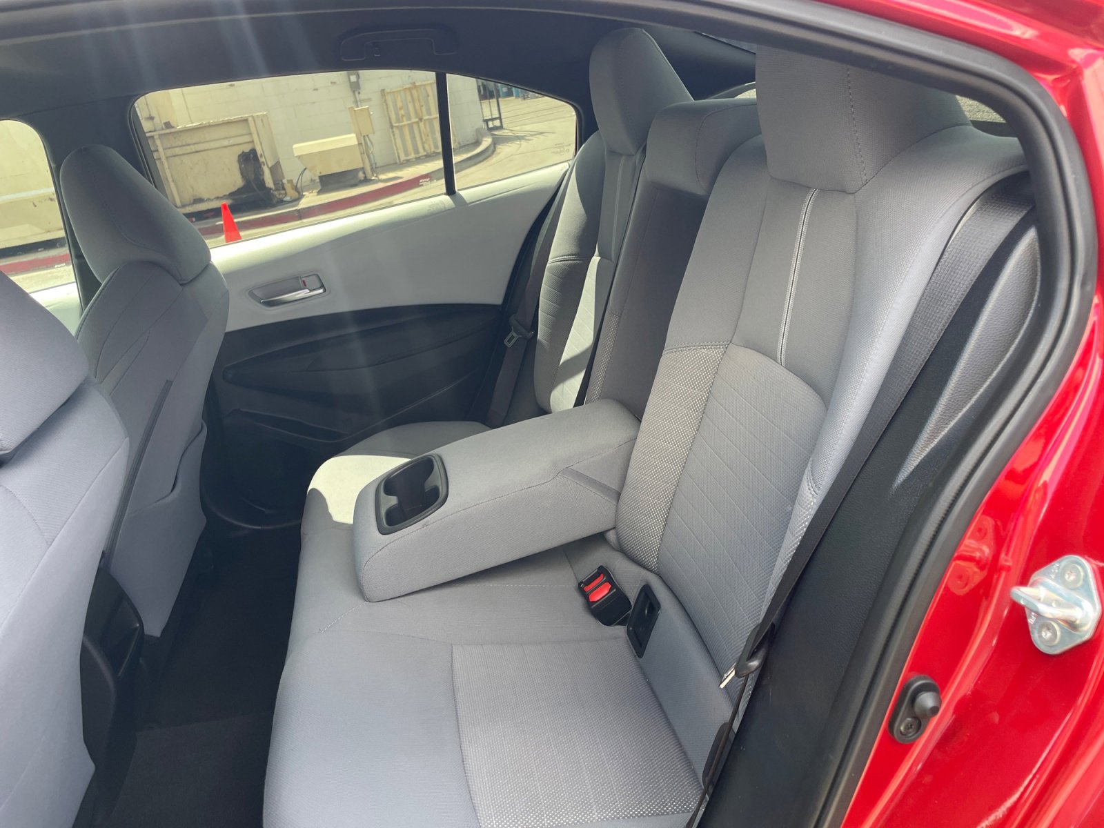 Used 2020 Toyota Corolla SE FWD image 26