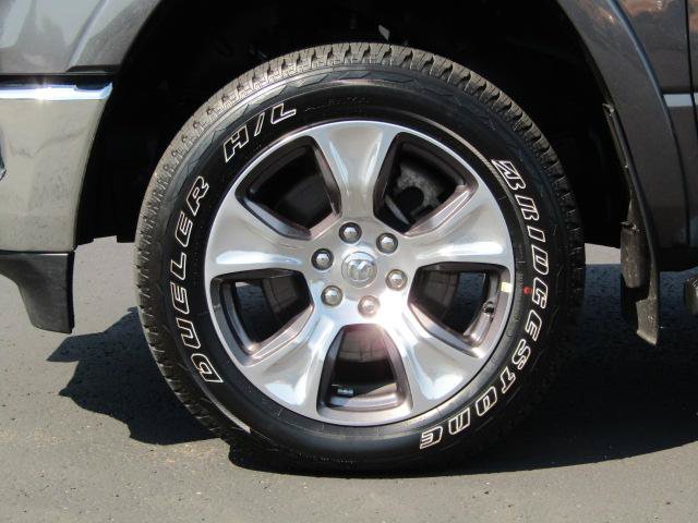 Used 2020 RAM 1500 Laramie AWD/4WD image 9