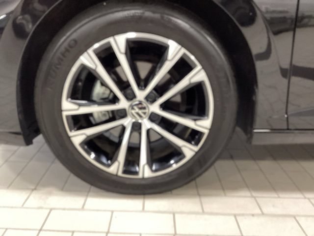 Used 2026 Volkswagen Jetta Sport FWD image 23