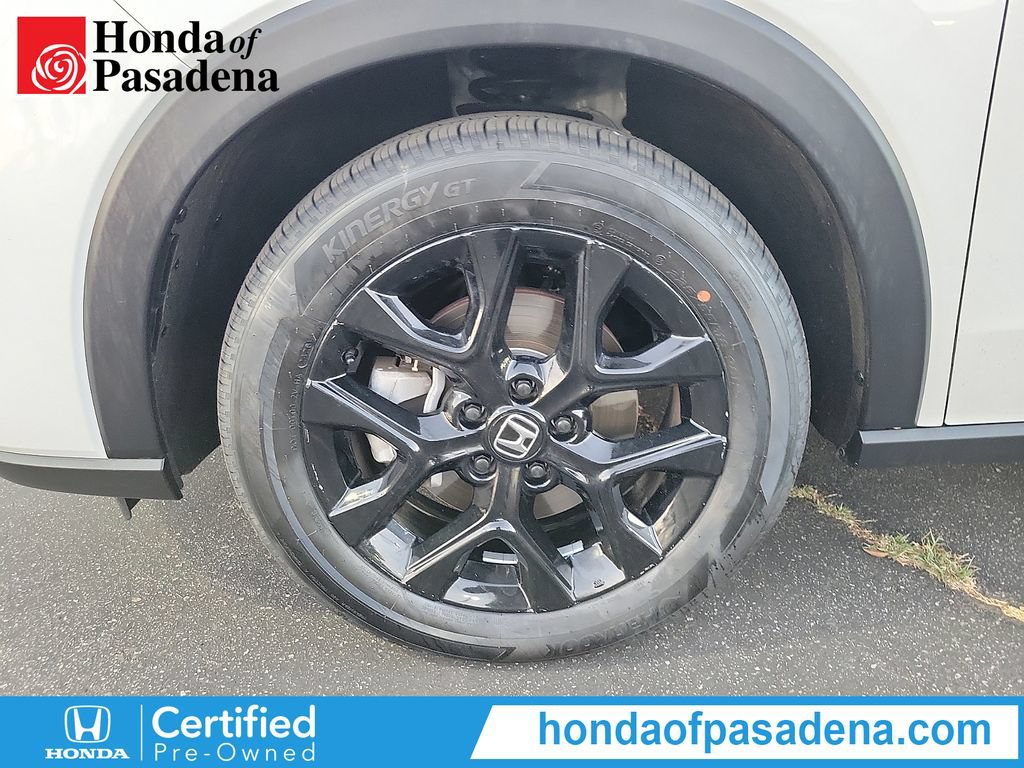 Certified 2025 Honda HR-V Sport image 32