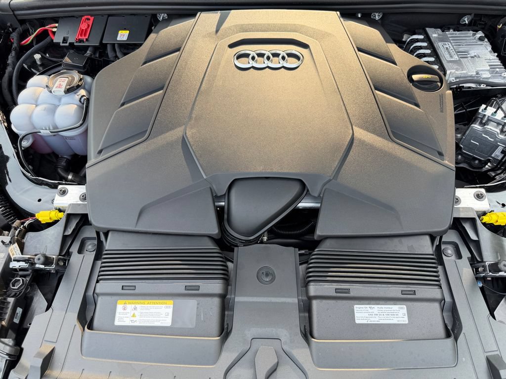 Used 2025 Audi Q7 3.0T Premium Plus w/ Premium Plus Package AWD/4WD image 30