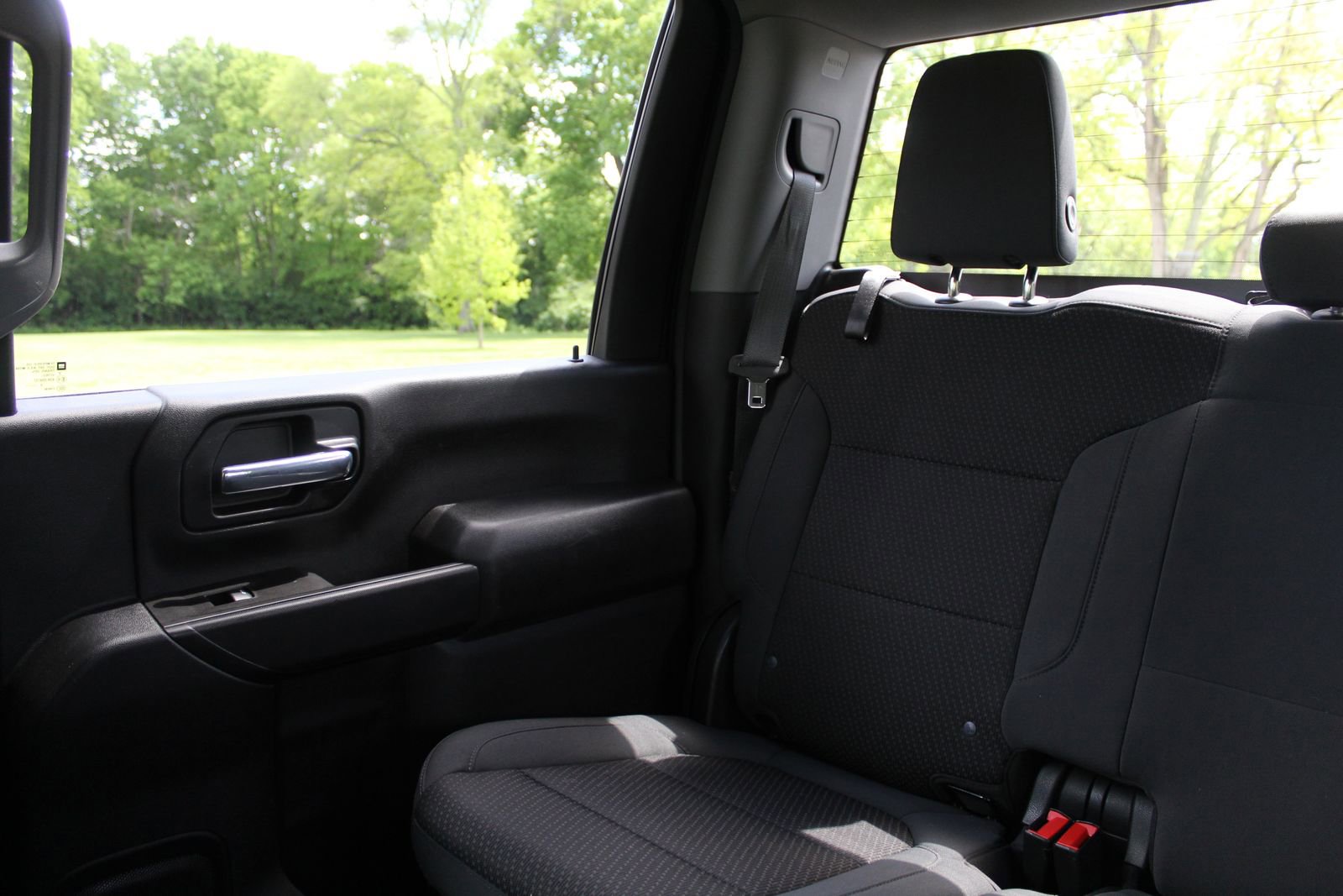 Used 2020 Chevrolet Silverado 2500 Custom w/ Custom Convenience Package AWD/4WD image 12
