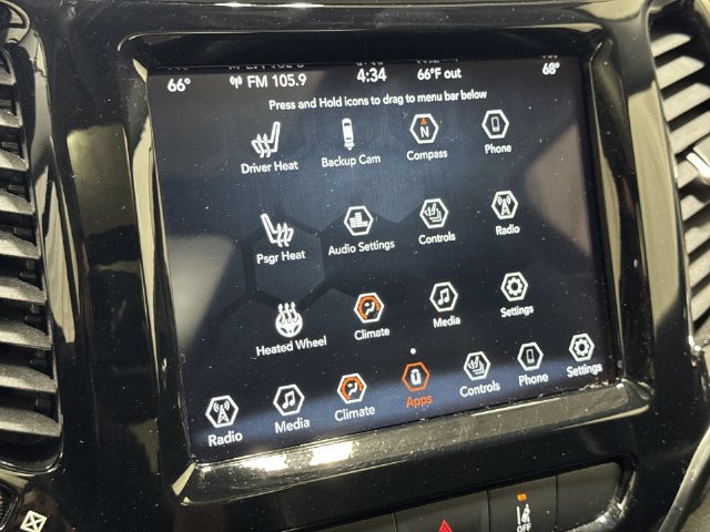 Used 2022 Jeep Cherokee Limited w/ Mopar Interior Package AWD/4WD image 18