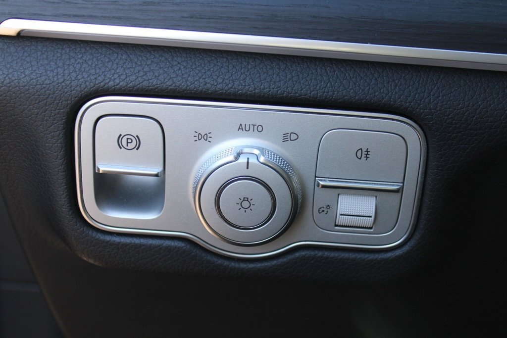 Certified 2025 Mercedes-Benz GLE 450 4MATIC image 15