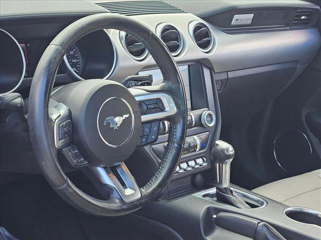Used 2019 Ford Mustang Premium image 7