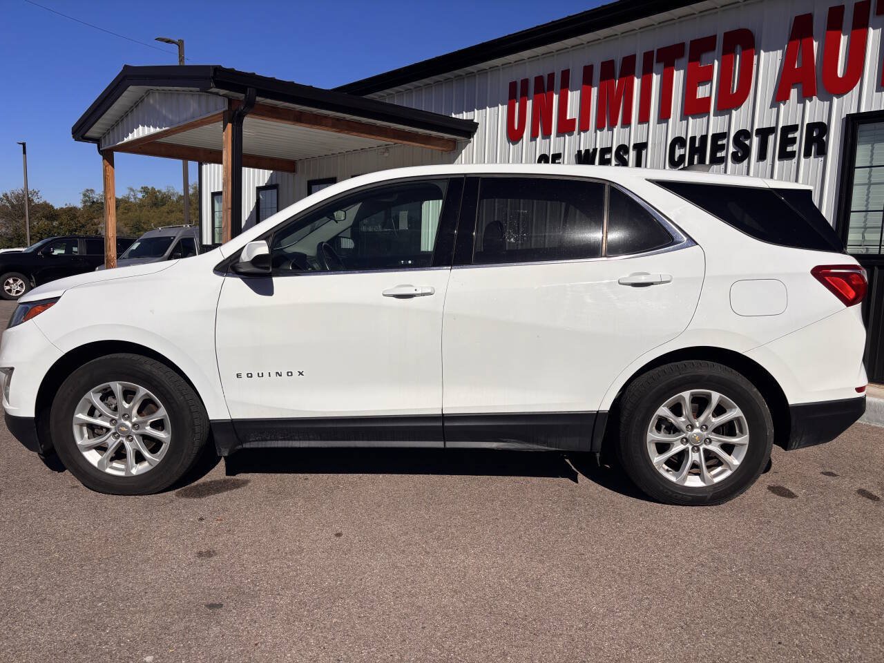 Used 2020 Chevrolet Equinox LT w/ Driver Convenience Package FWD image 13