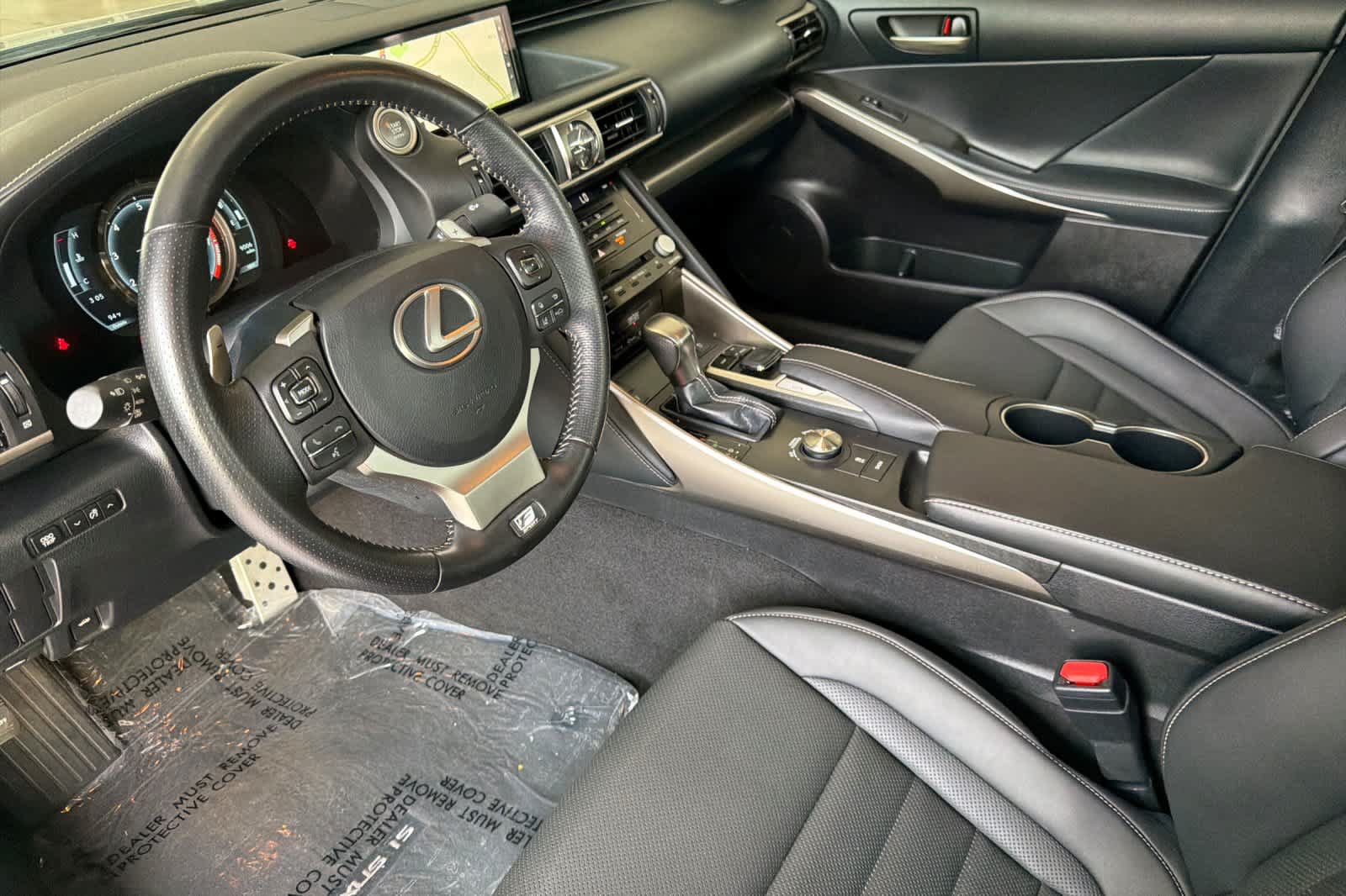 Used 2017 Lexus IS 350 F Sport w/ F Sport Package RWD image 11