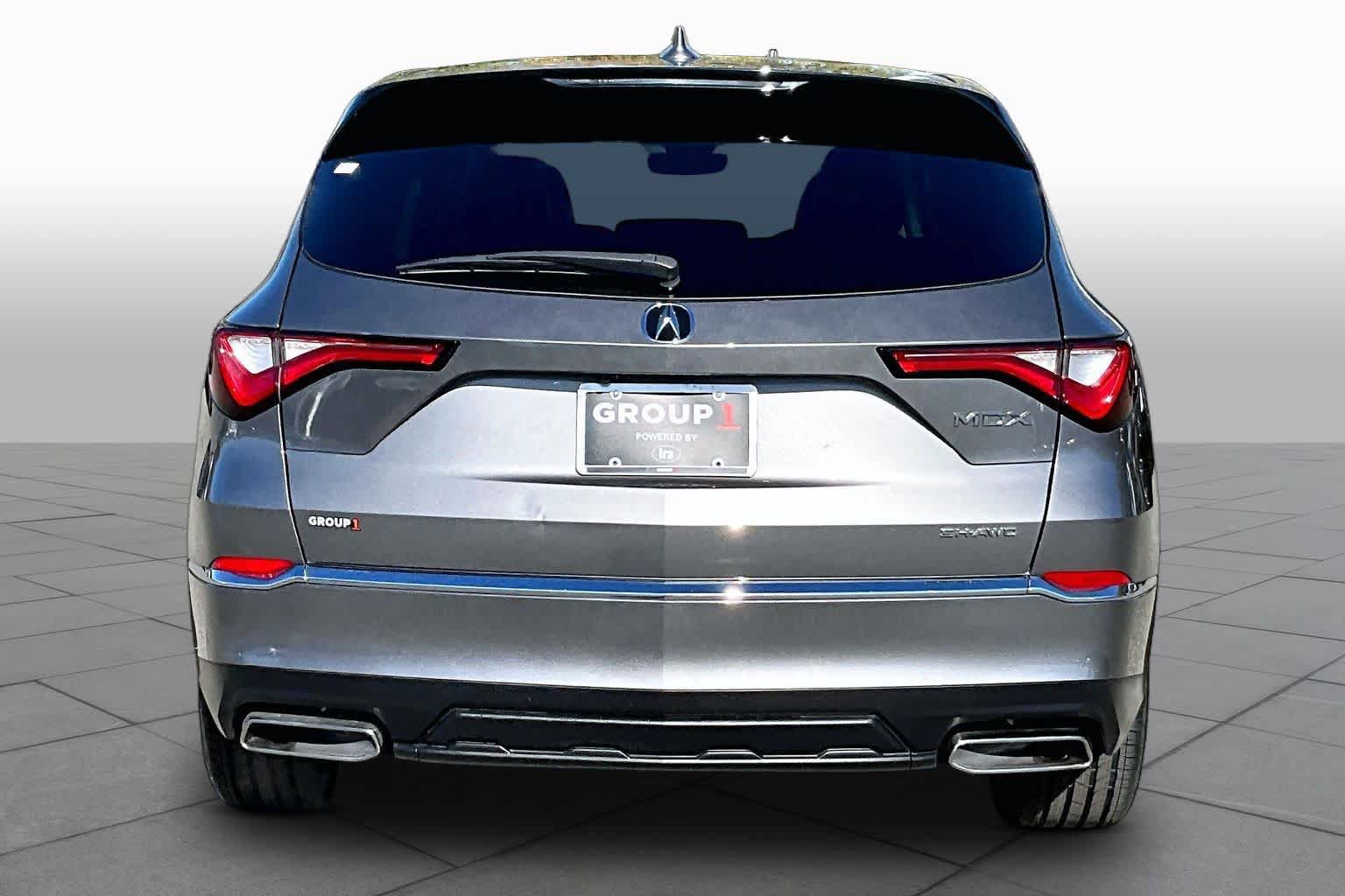Used 2024 Acura MDX SH-AWD image 5