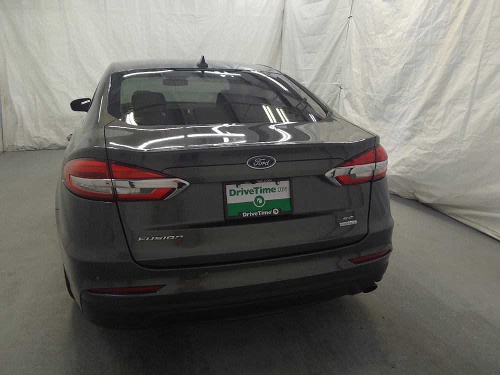 Used 2020 Ford Fusion SE image 6