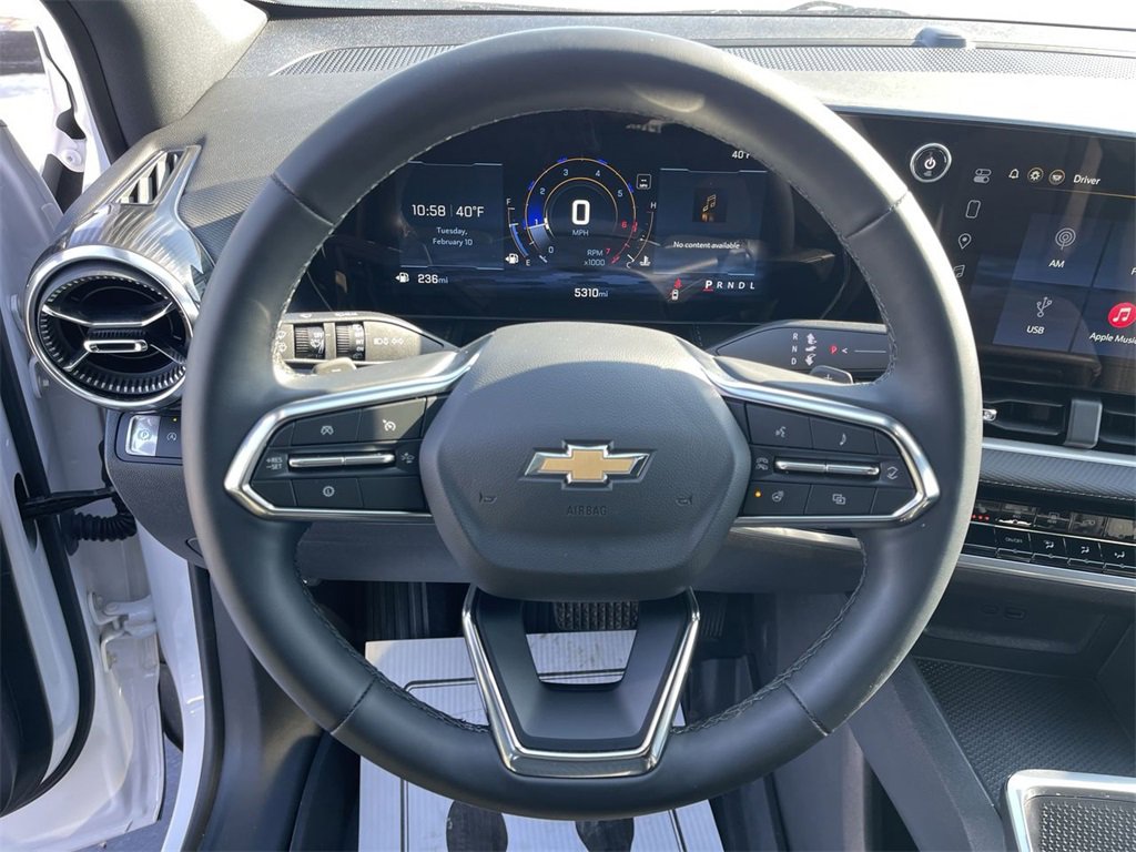 New 2026 Chevrolet Equinox LT w/ LPO, Floor Liner Package image 14