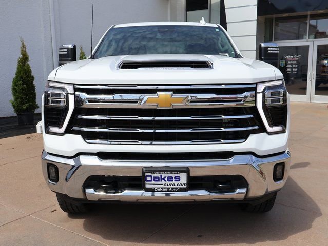 Certified 2024 Chevrolet Silverado 2500 LTZ image 8