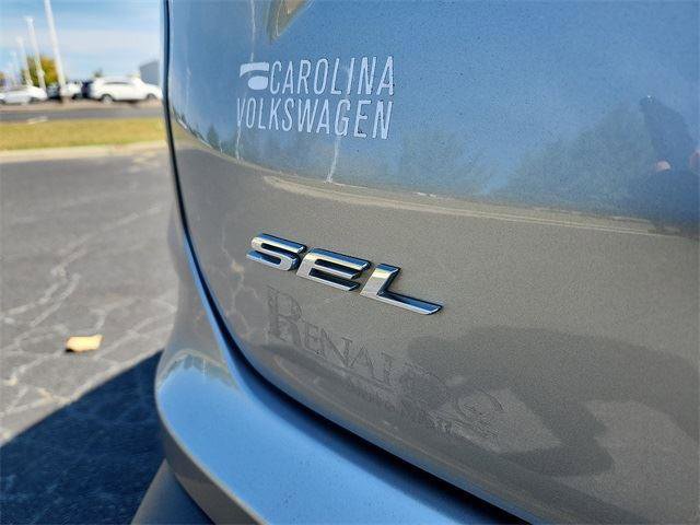 Used 2023 Ford Edge SEL image 30