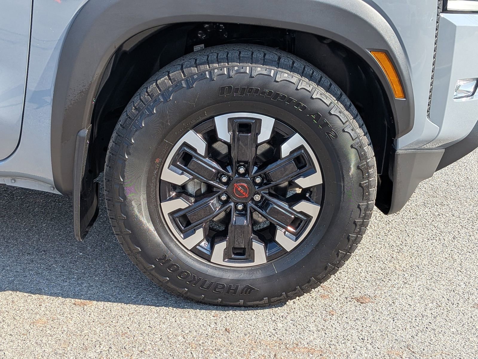 Used 2024 Nissan Frontier Pro-X image 12