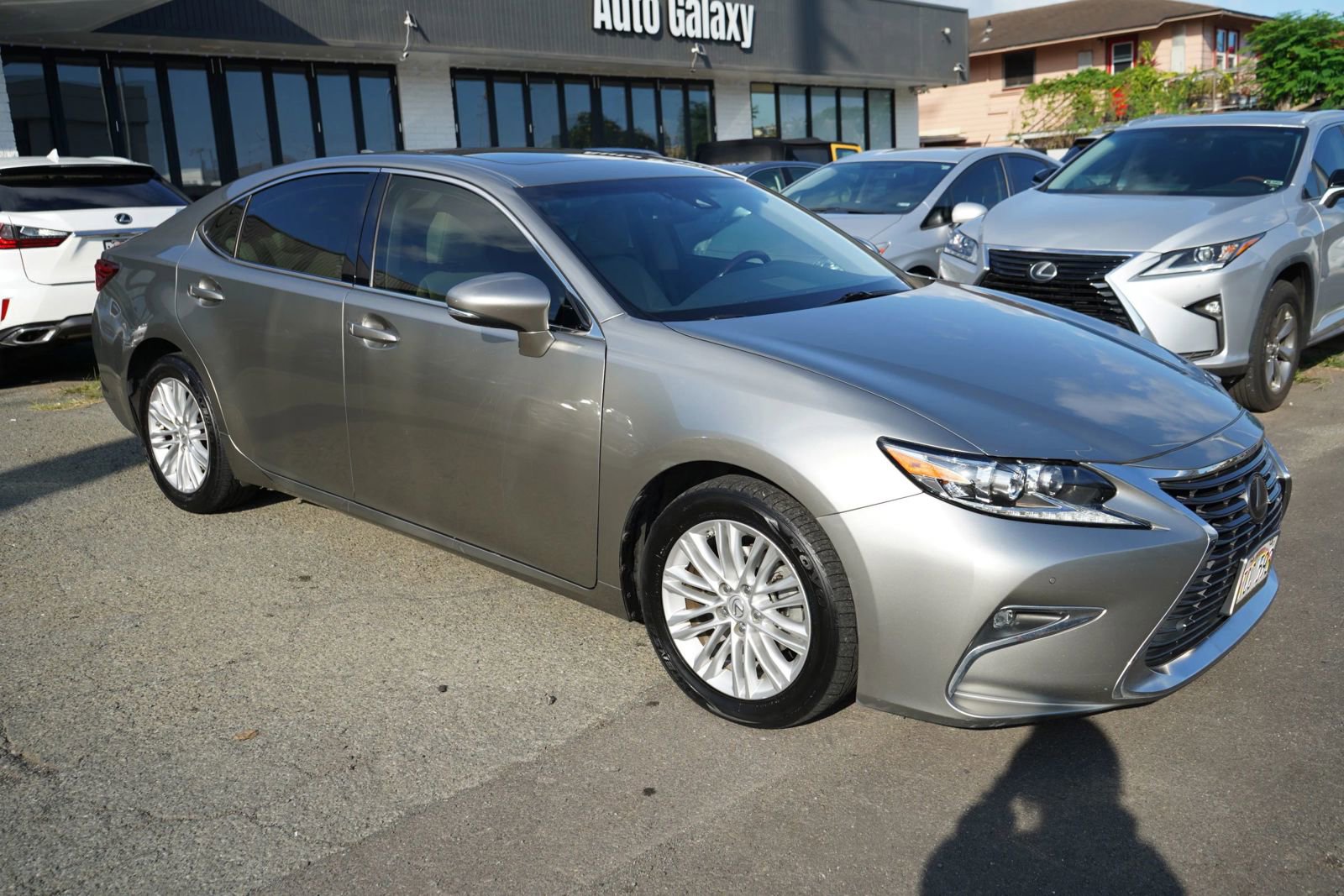 Used 2017 Lexus ES 350 FWD image 3