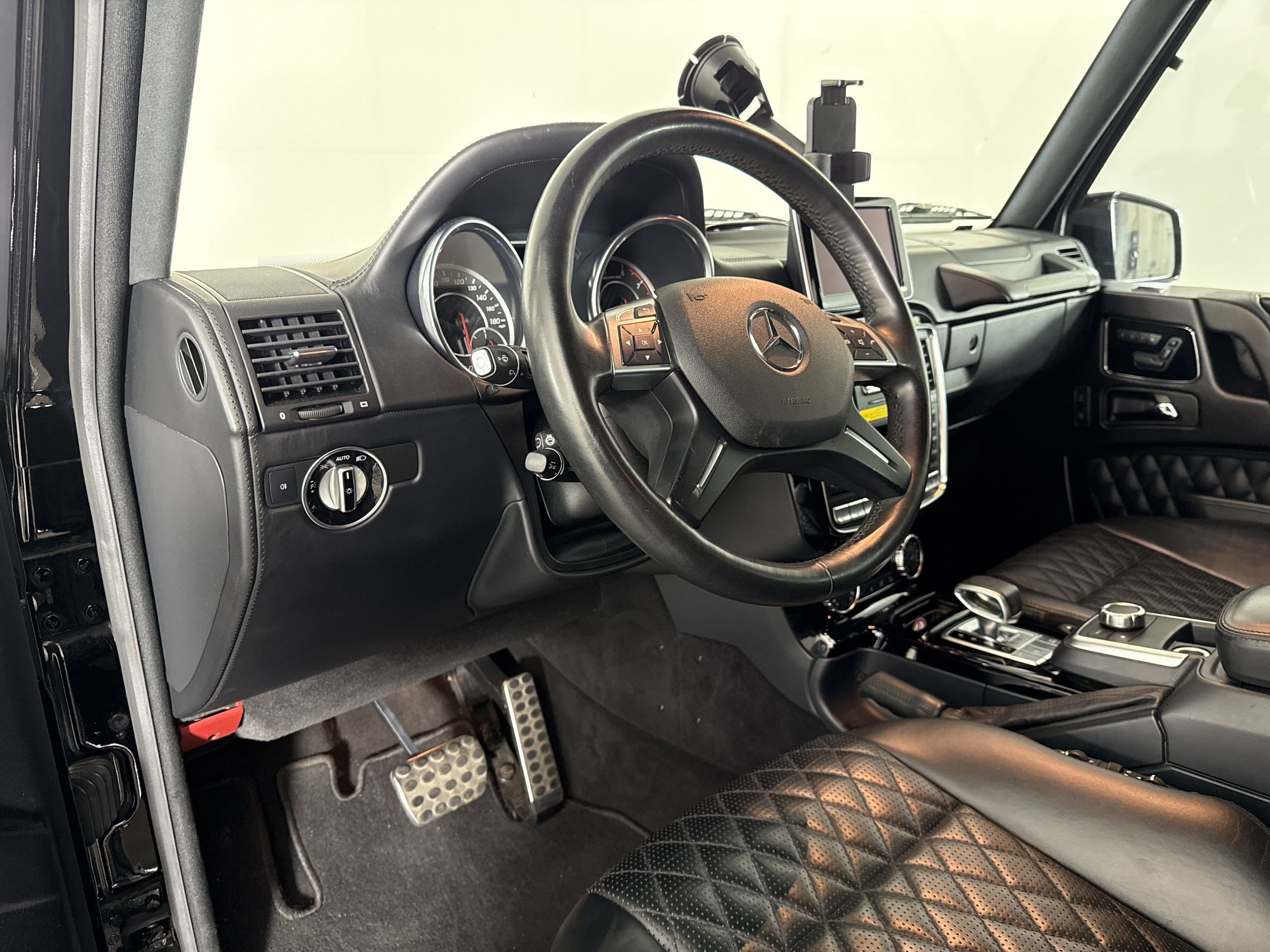 Used 2016 Mercedes-Benz G 63 AMG 4MATIC image 4