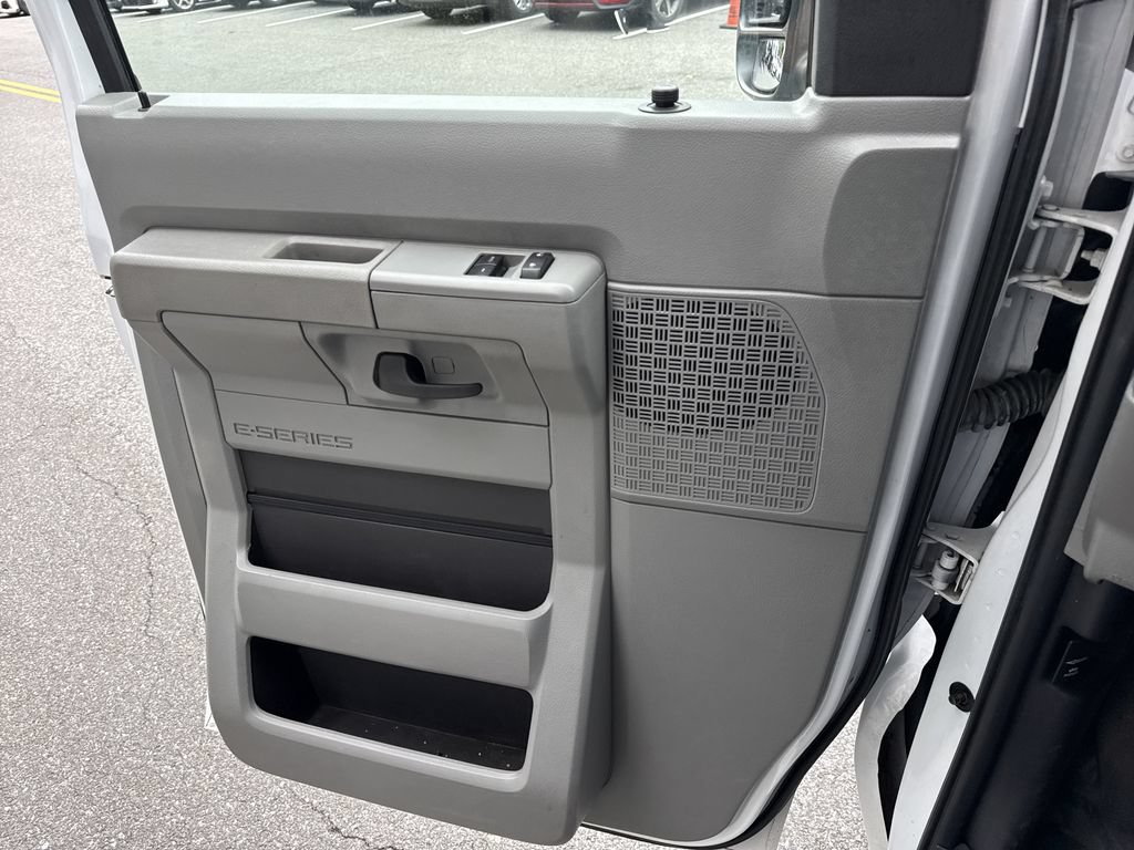 Used 2019 Ford E-350 and Econoline 350 Super Duty w/ Power Windows & Locks Group RWD image 18