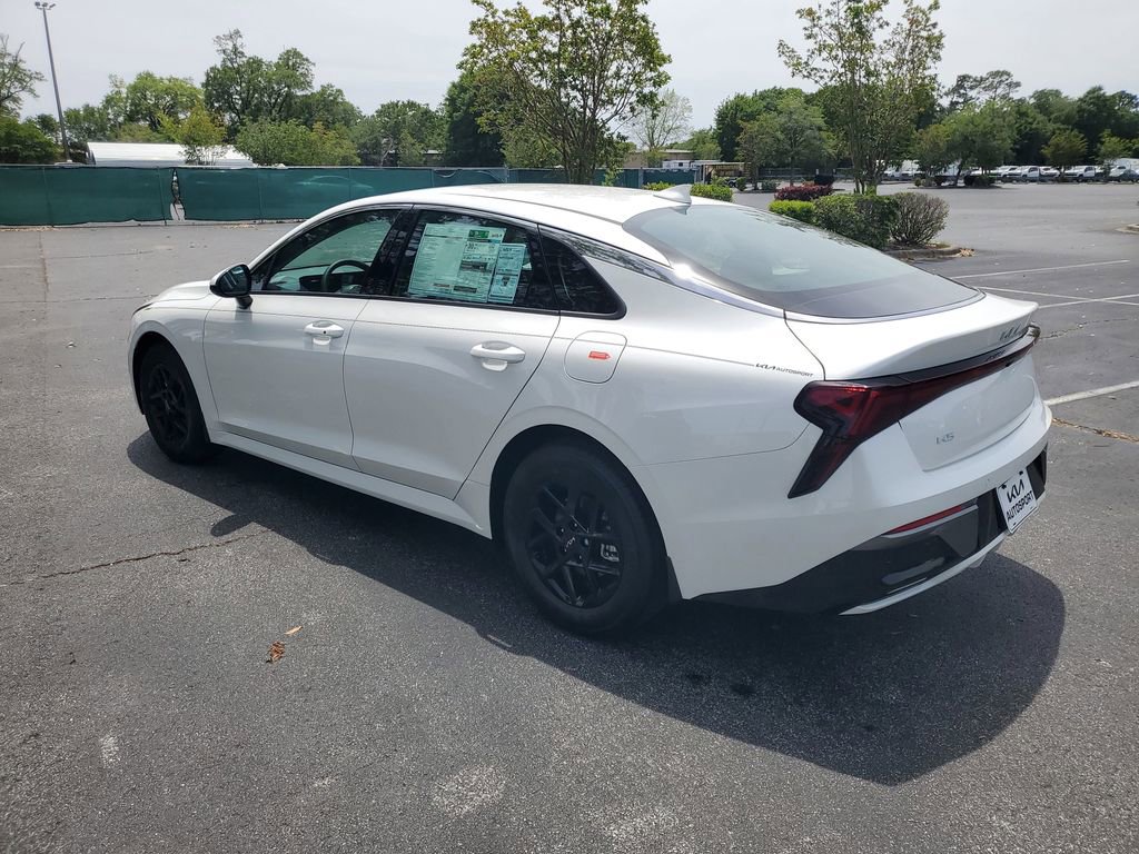 New 2026 Kia K5 LXS FWD image 3