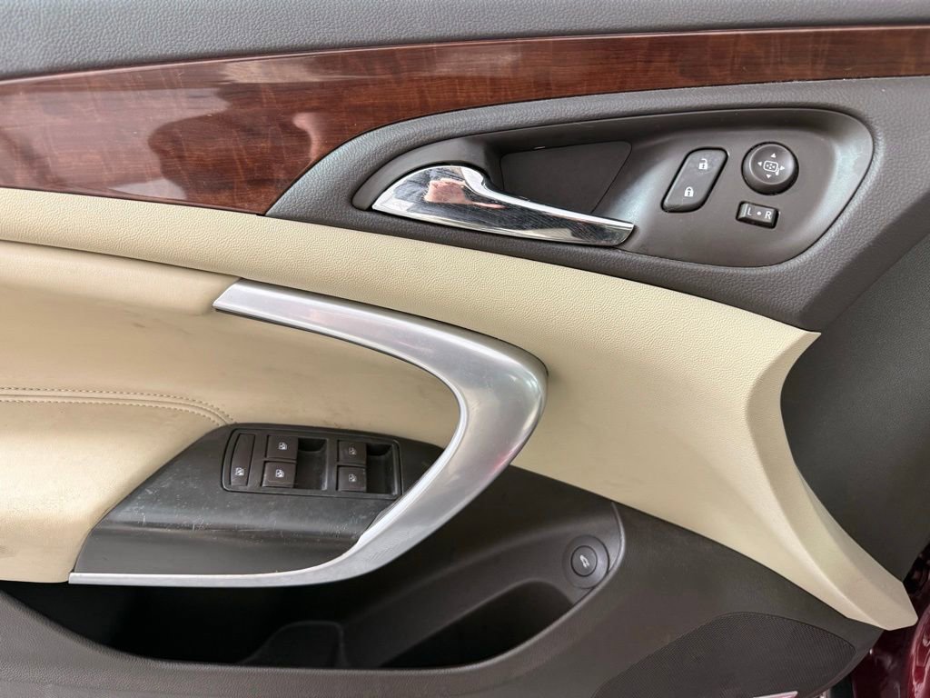 Used 2016 Buick Regal Premium w/ Driver Confidence Package #1 FWD image 14