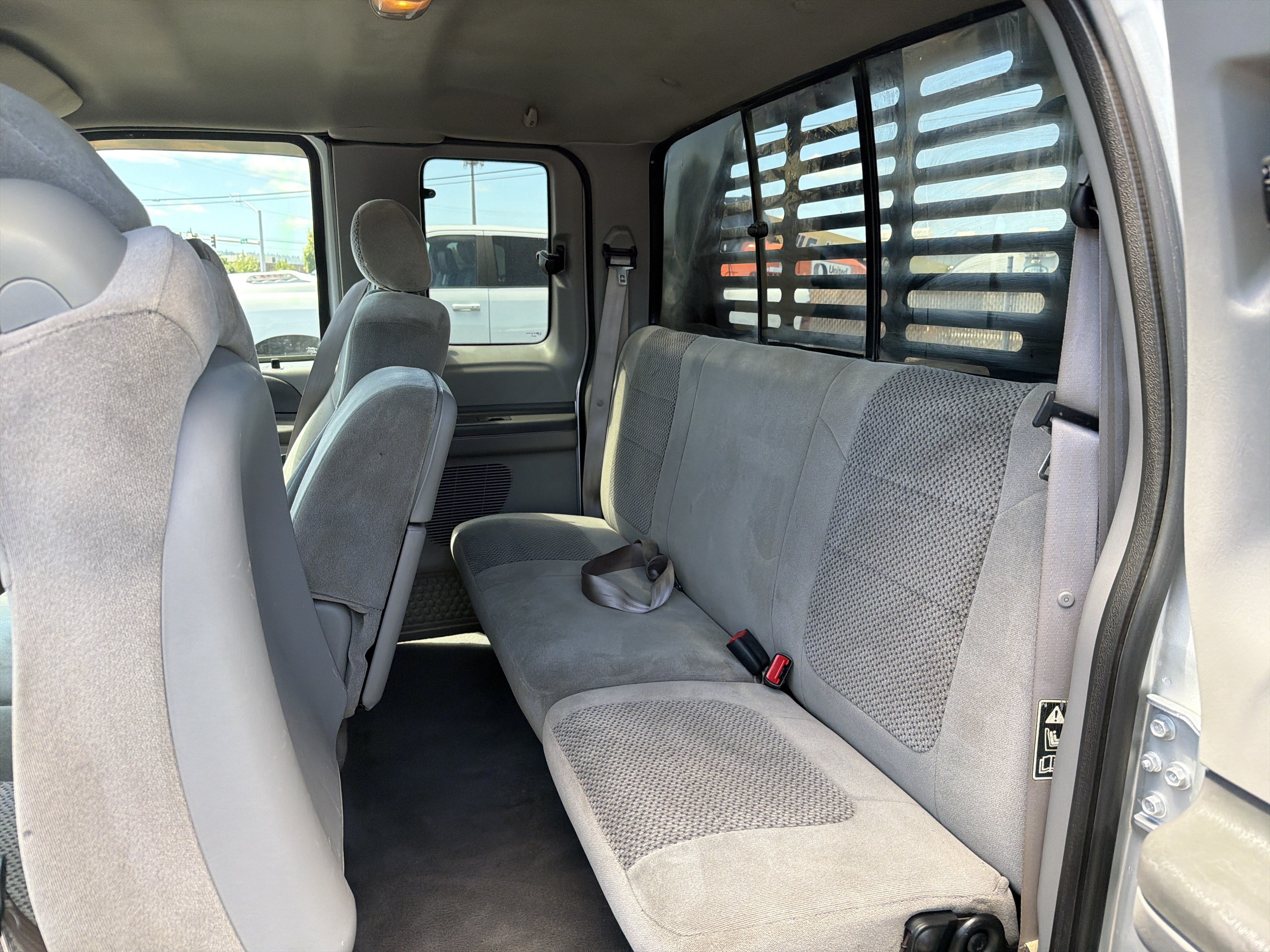 Used 2001 Ford F250 XLT RWD image 12