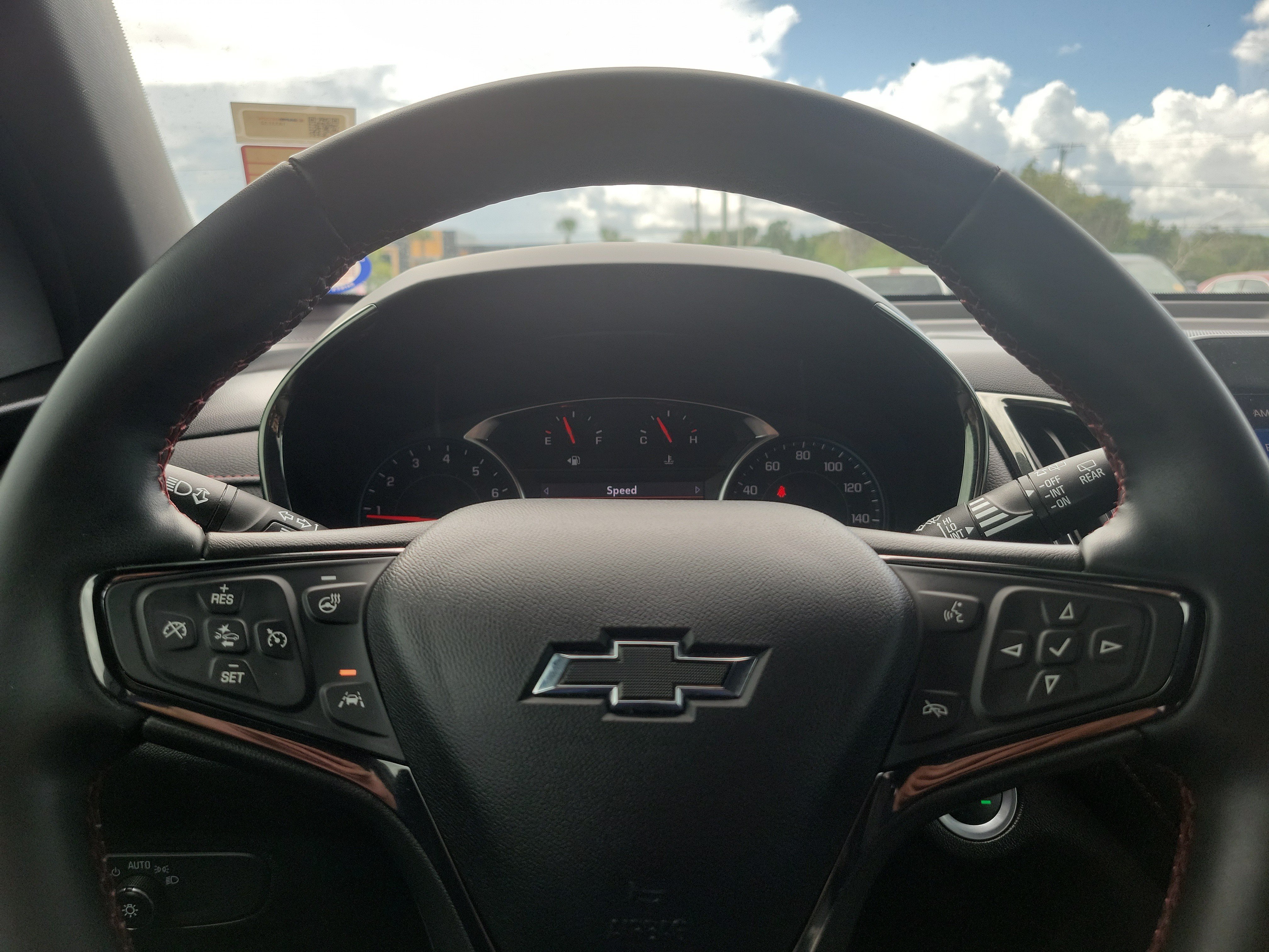 Certified 2023 Chevrolet Equinox RS w/ RS Leather Package FWD image 21