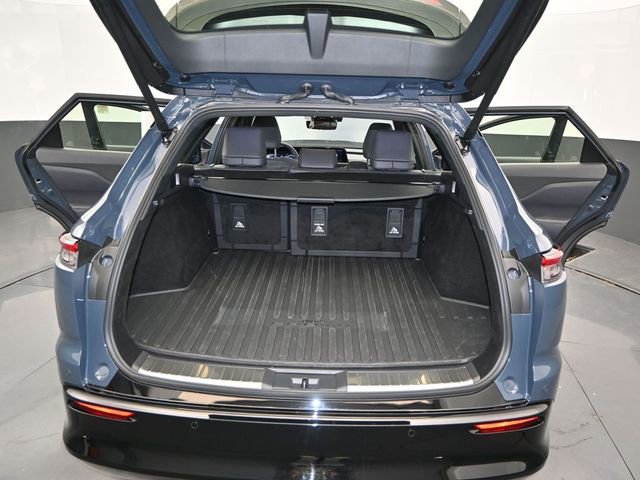 Used 2025 Toyota Crown Signia w/ Advanced Technology Package image 14