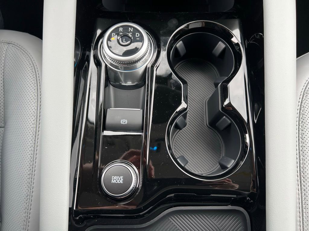 New 2026 Ford Explorer Platinum w/ LUX Leather Package image 28