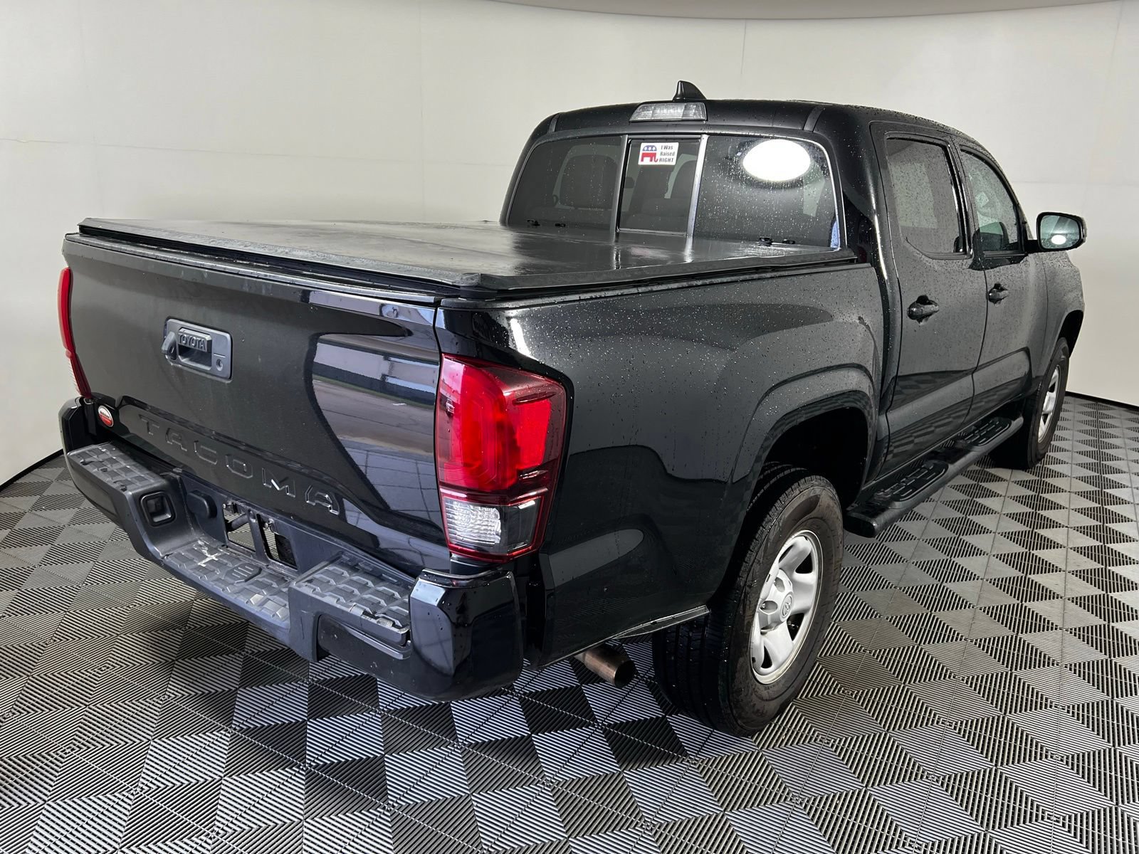 Used 2020 Toyota Tacoma SR w/ SR Convenience Package RWD image 5