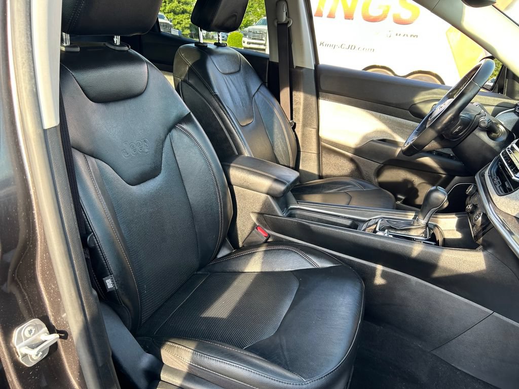 Certified 2022 Jeep Compass Latitude AWD/4WD image 27