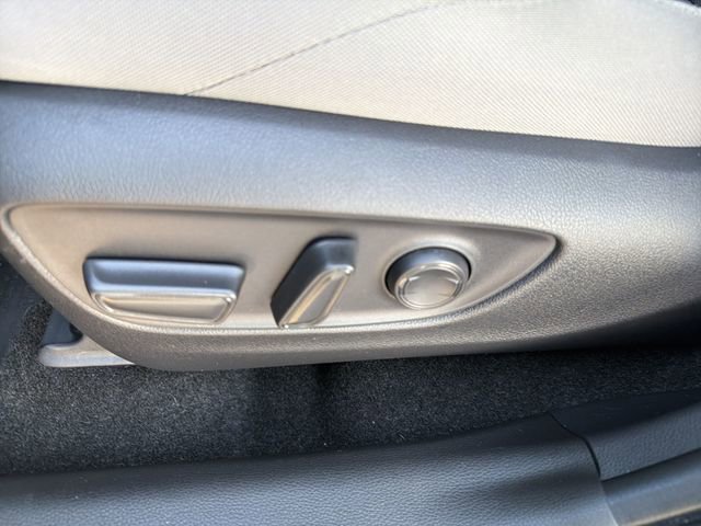 Certified 2024 Toyota Venza LE image 27