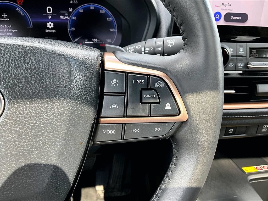 Used 2024 Toyota Grand Highlander AWD Hybrid image 16