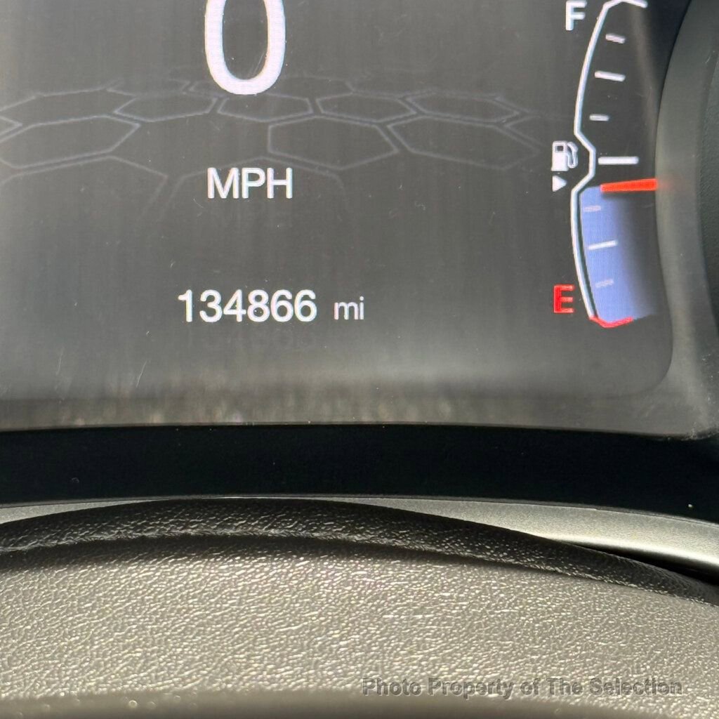 Used 2019 Jeep Compass Limited image 31