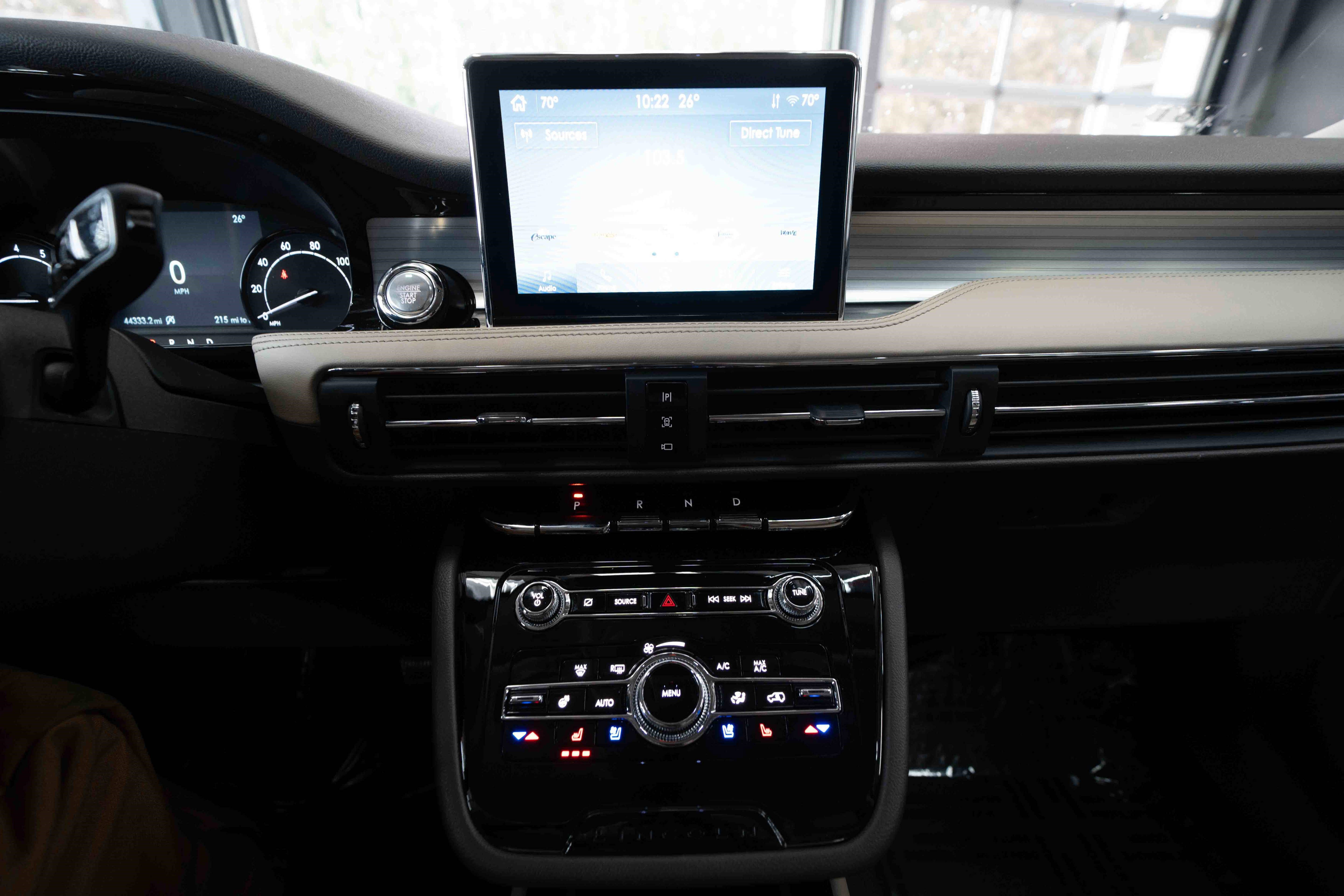 Used 2022 Lincoln Corsair AWD w/ Equipment Group 101A image 17