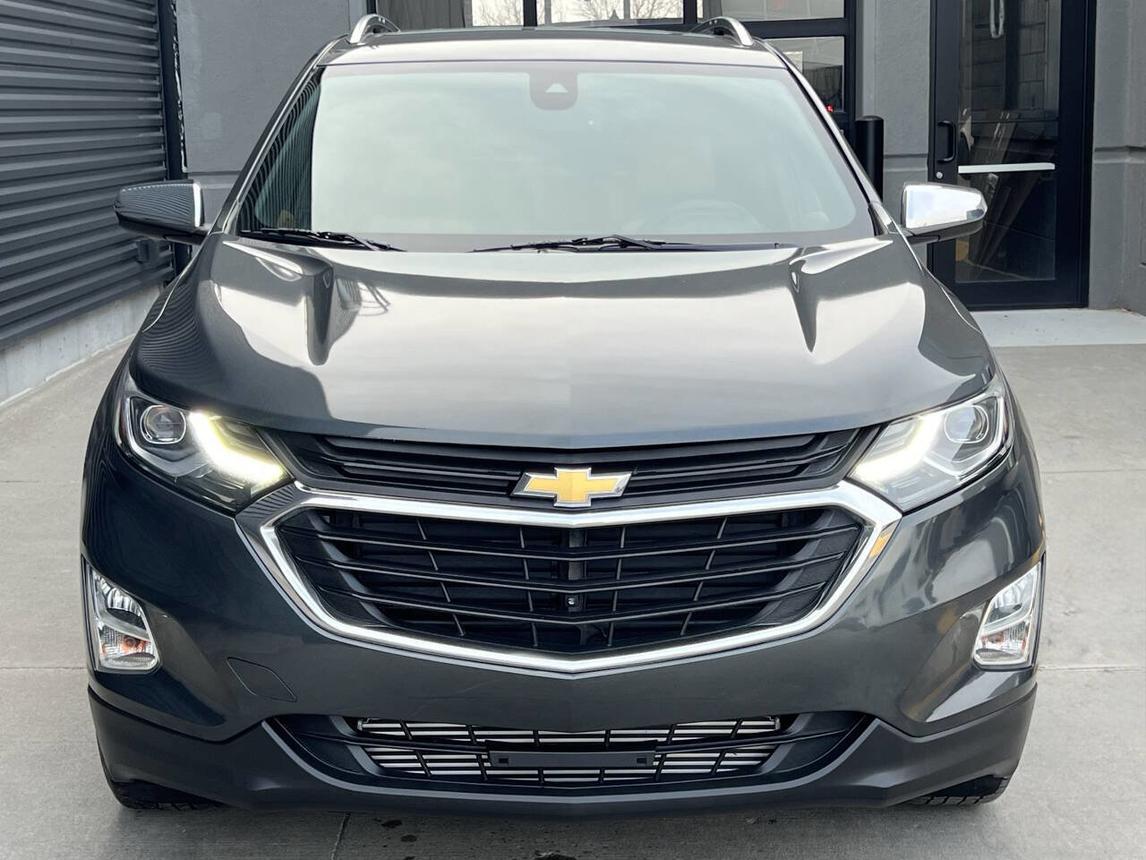 Used 2018 Chevrolet Equinox Premier image 4