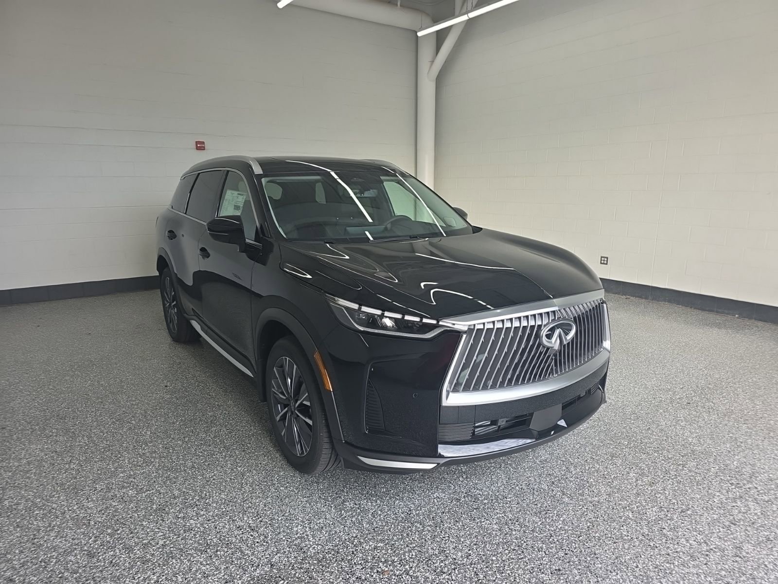 New 2026 INFINITI QX60 Luxe w/ Cargo Package AWD/4WD image 7