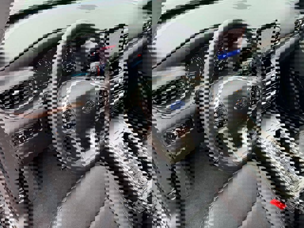 Certified 2023 Ford Explorer Limited image 19