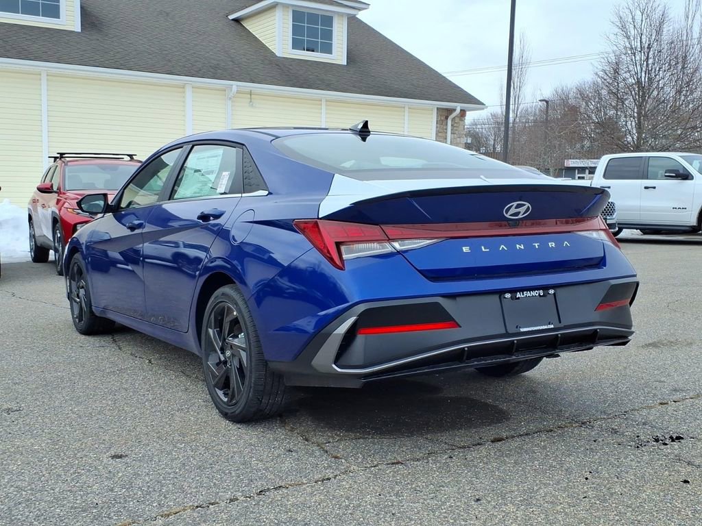 New 2026 Hyundai Elantra SEL Sport image 4