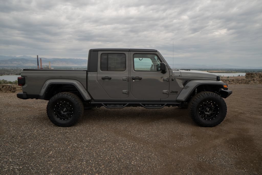 Used 2022 Jeep Gladiator Sport AWD/4WD image 4