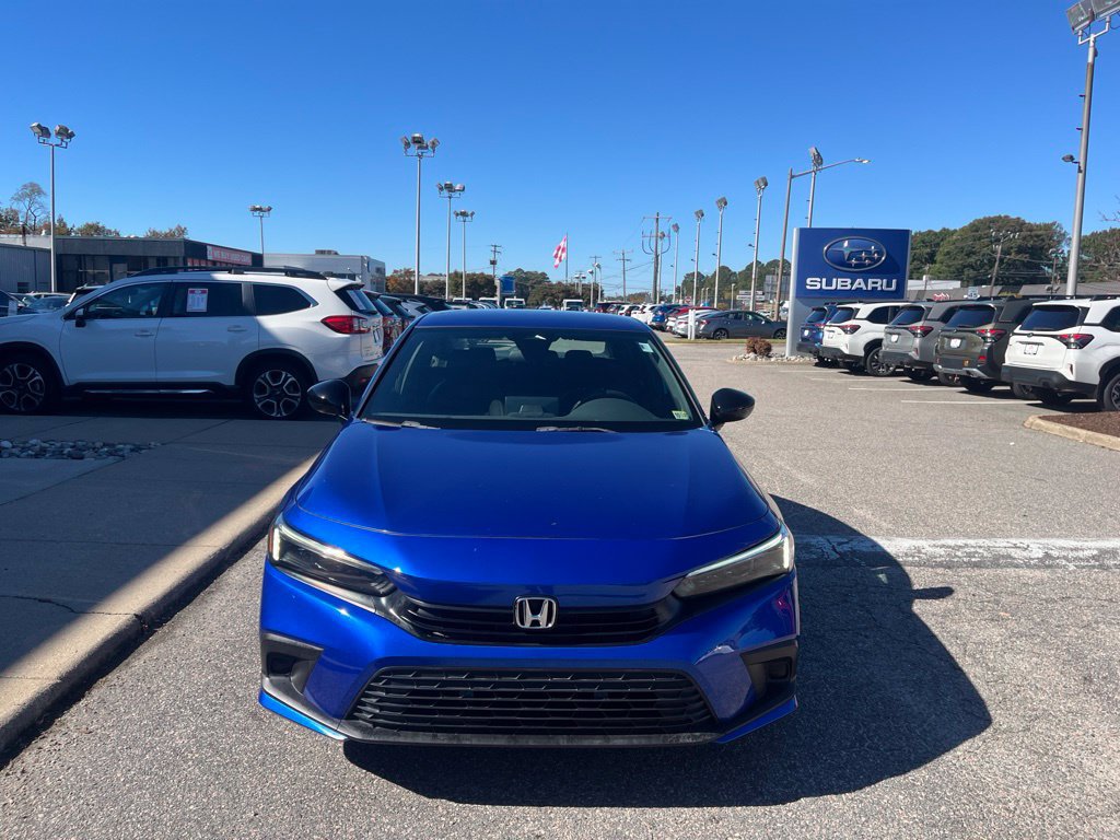 Used 2023 Honda Civic Sport image 8