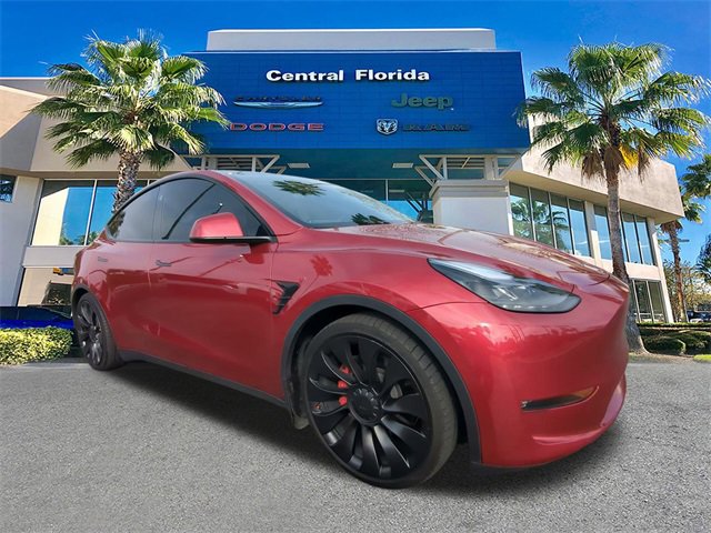 Used 2024 Tesla Model Y Performance image 2