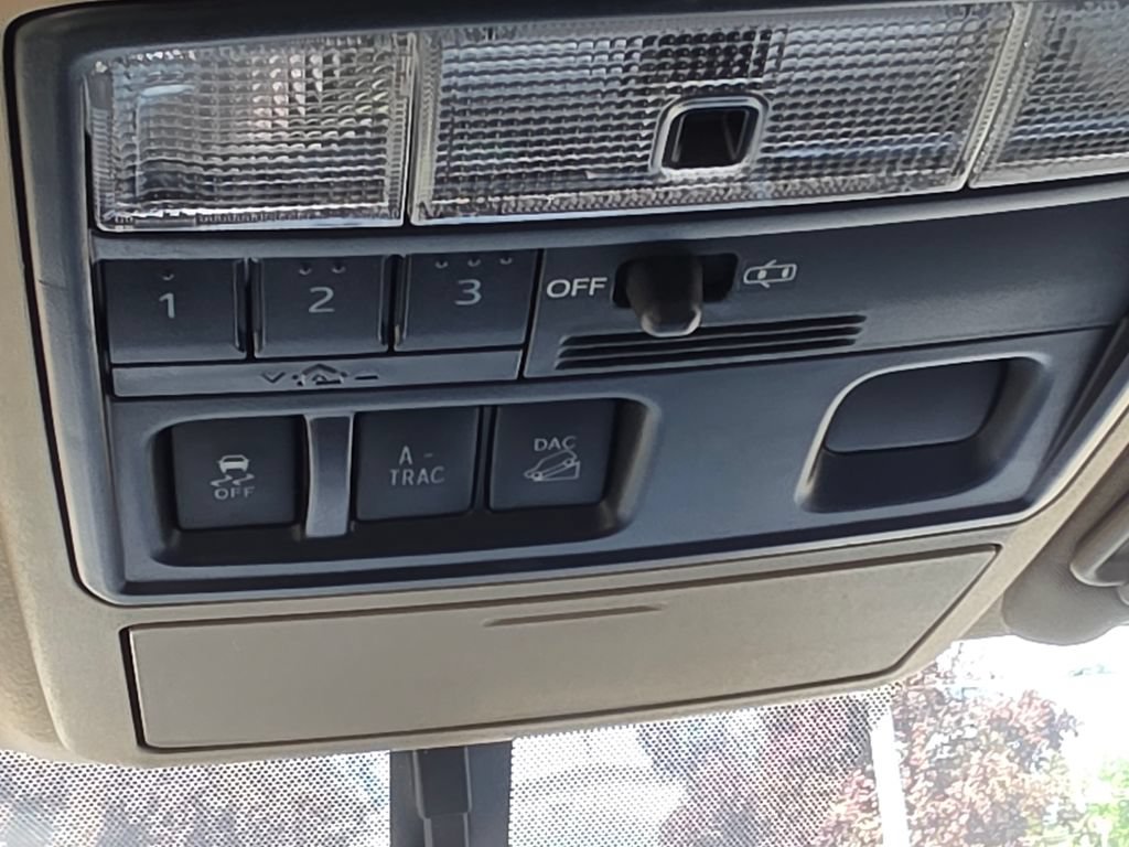Used 2019 Toyota 4Runner SR5 Premium AWD/4WD image 23