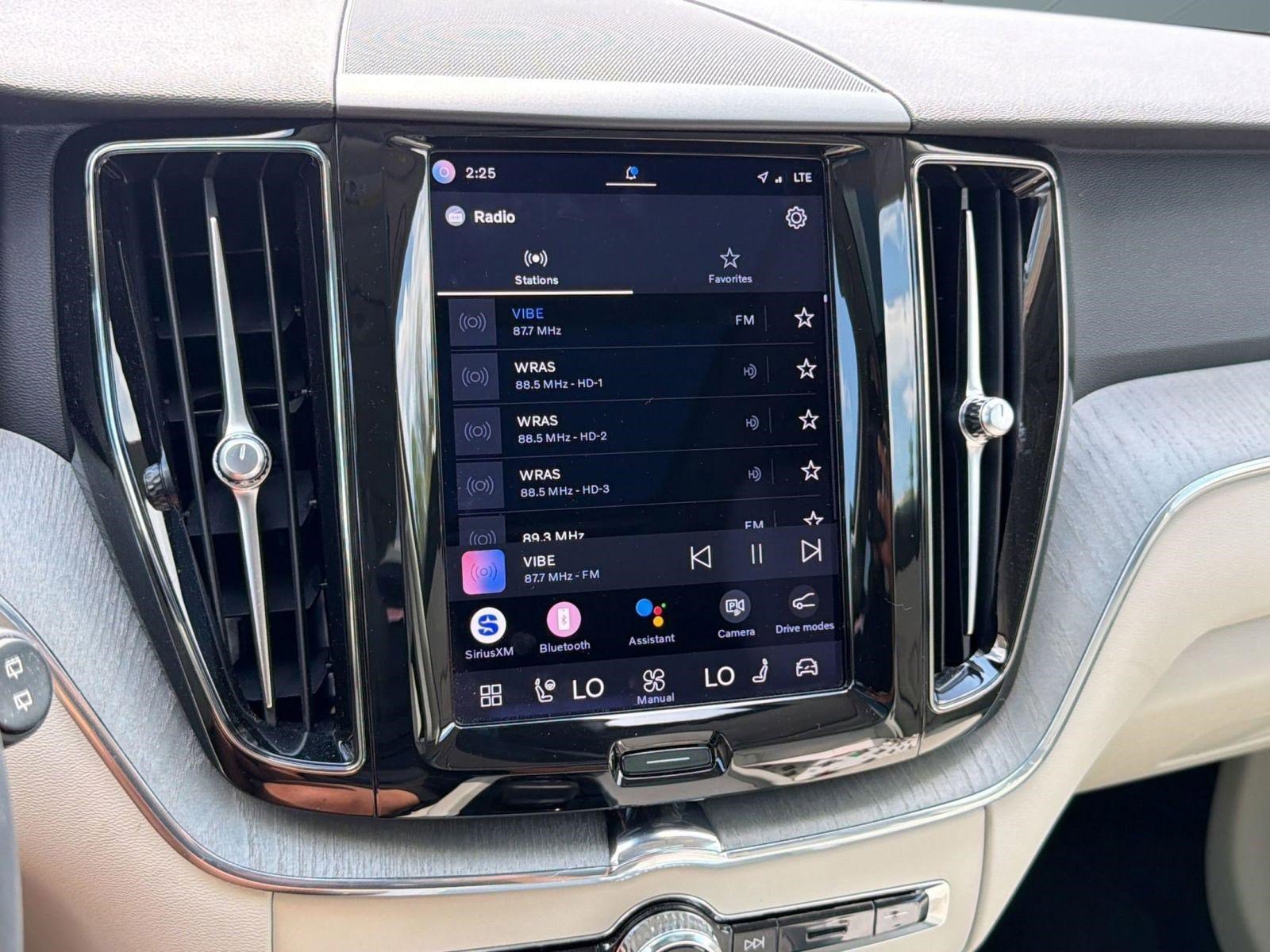 Certified 2023 Volvo XC60 B5 Plus w/ Climate Package FWD image 23
