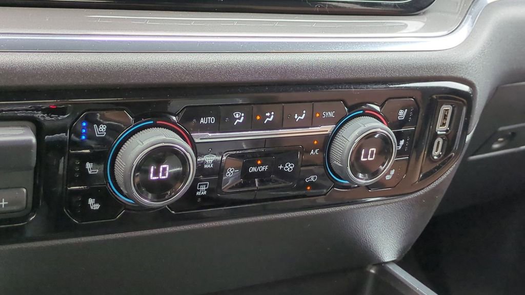 Used 2023 Chevrolet Silverado 1500 High Country w/ Z71 Off-Road Package image 31