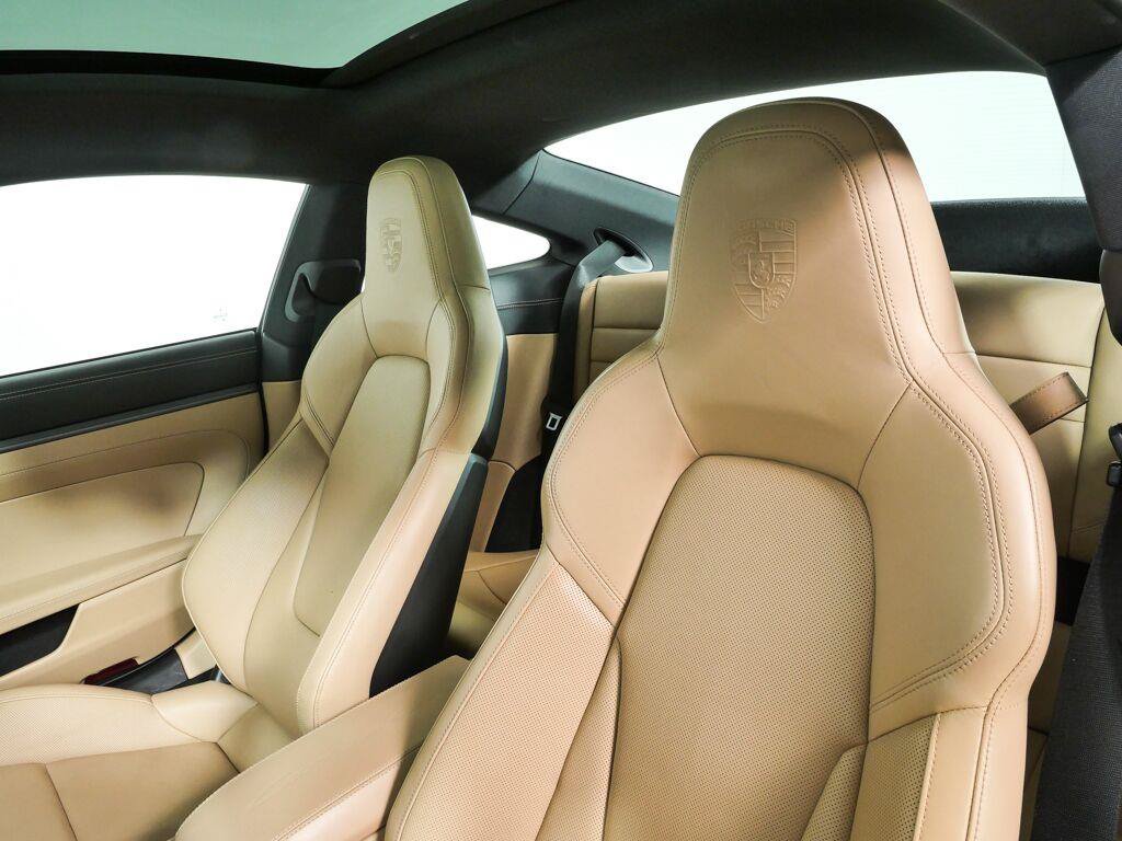 Certified 2024 Porsche 911 Carrera 4S AWD/4WD image 5