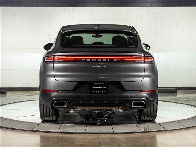 Certified 2025 Porsche Cayenne Coupe AWD/4WD image 10