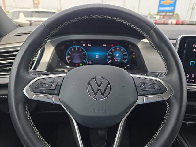 Used 2024 Volkswagen Atlas Cross Sport SE FWD image 18