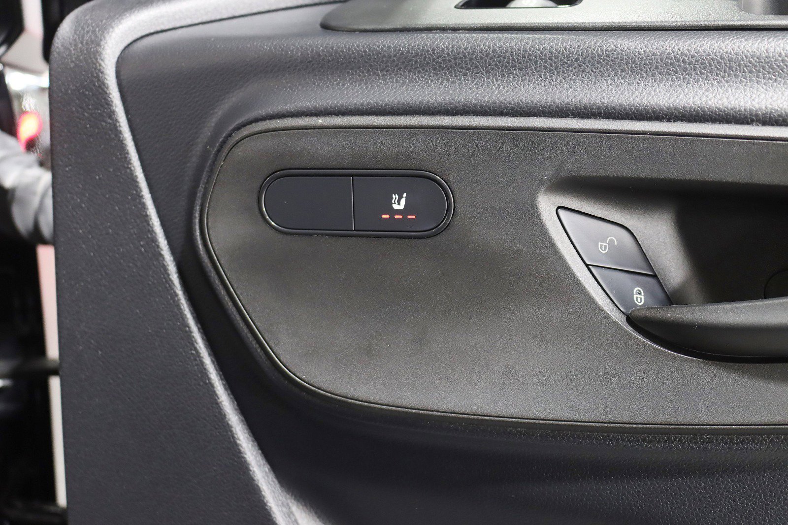 Used 2019 Mercedes-Benz Sprinter 170 image 36