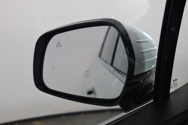 Used 2022 Kia Sorento EX w/ Panoramic Sunroof Package FWD image 40