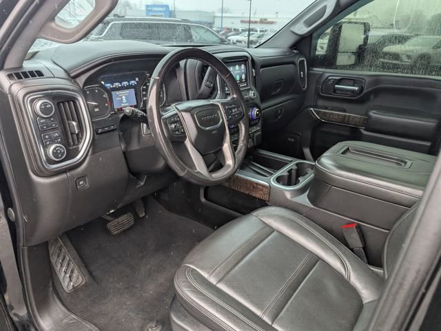 Used 2020 GMC Sierra 3500 Denali w/ Technology Package image 13